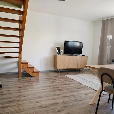 Lejlighed Host 1 Maja 66 Dwupoziomowy Z Parkingiem *