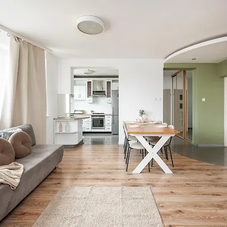 Host 1 Maja 66 Dwupoziomowy Z Parkingiem Apartament *