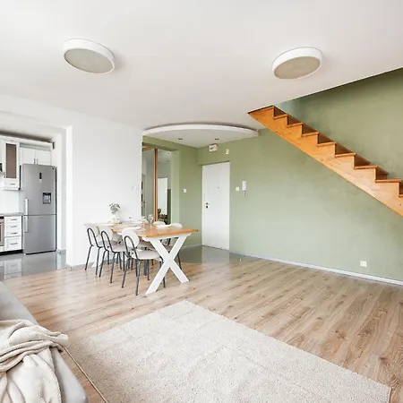 Host 1 Maja 66 Dwupoziomowy Z Parkingiem Apartament Łódź